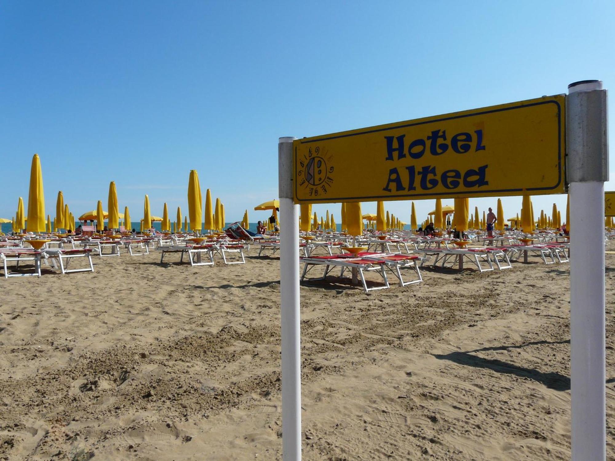 Hotel Altea Lido di Jesolo Dış mekan fotoğraf